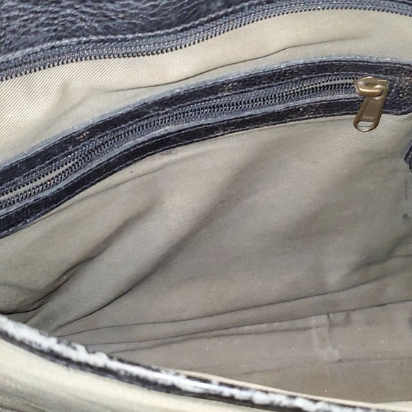 GroundCover Leather CompanyLaptop Bag – 15″ - Picture 13 of 16